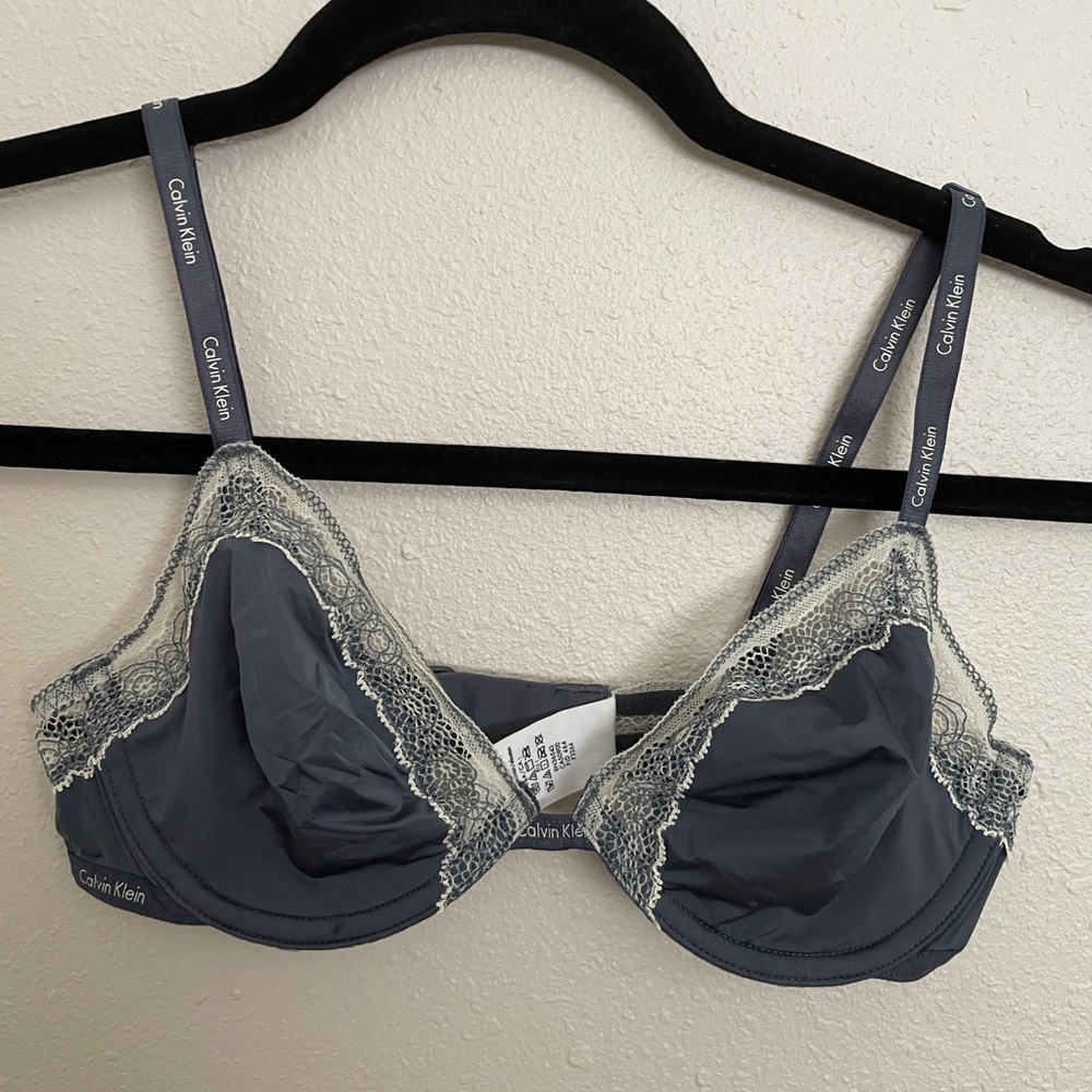 Calvin Klein Gray Lace Trim Bra